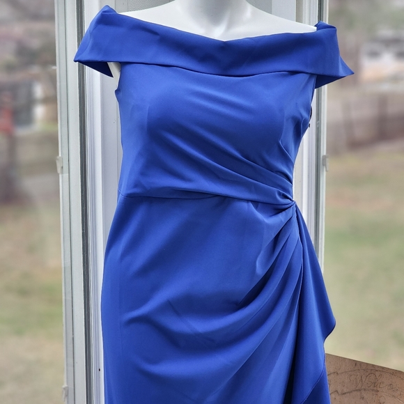 24 Hour Sale ⏰ Vince Camuto Off The Shoulder Royal Blue Crepe Column Ruched Gown - Picture 8 of 16